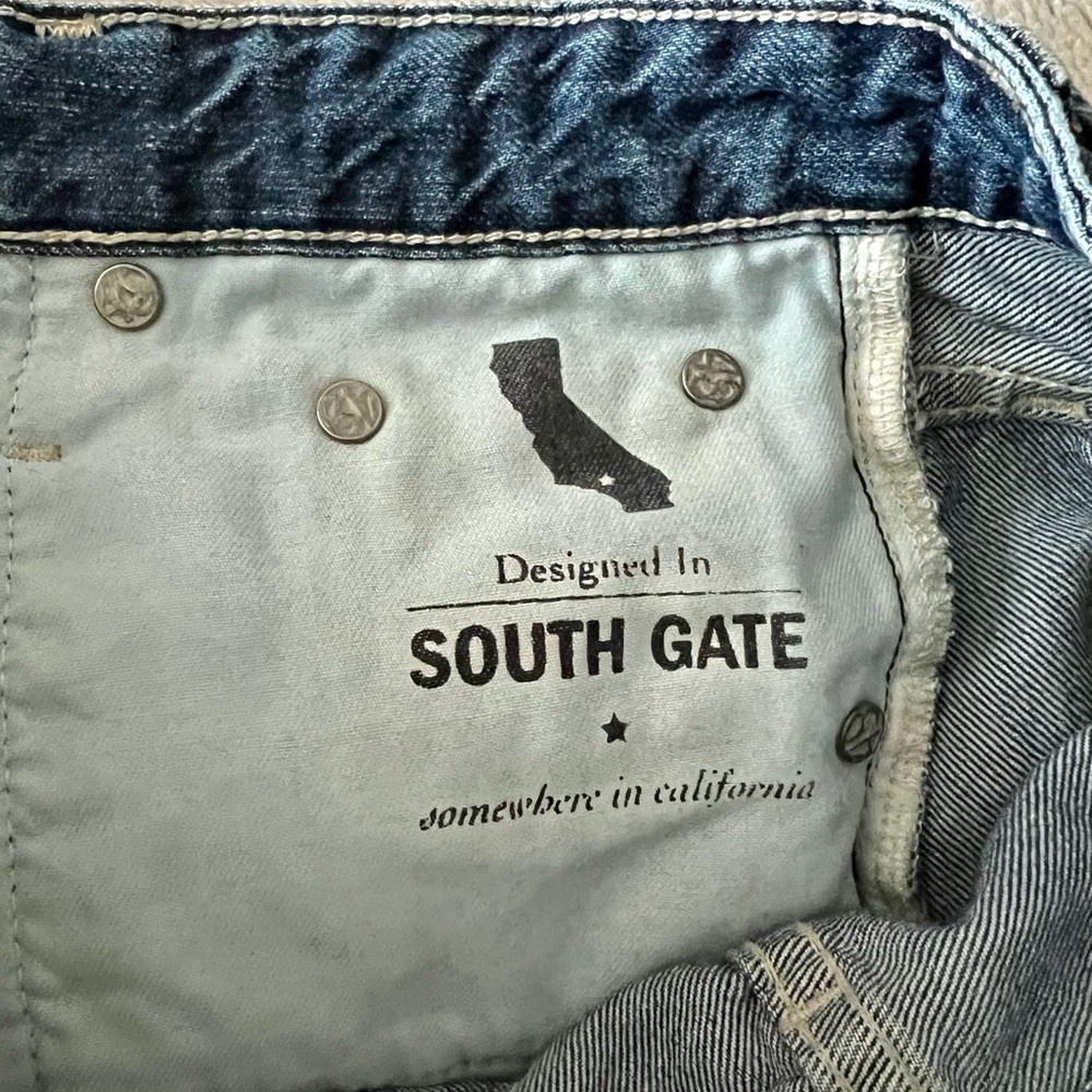 AG The Sadie High Rise Short 26R - Picture 7 of 8